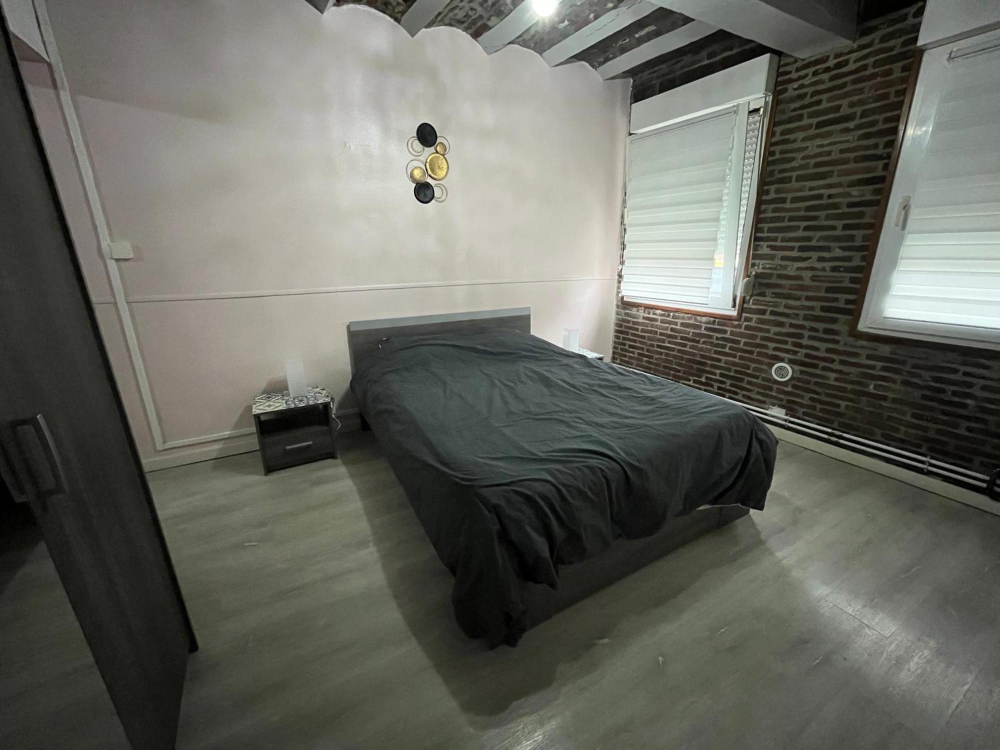 Appartement De Charme 40M2 Proche Centre Hospitalier Valenciennes Luaran gambar